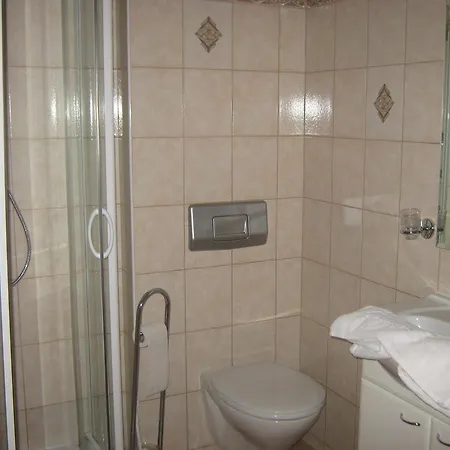 2 Sterne Kienklause Kein Wifi Wlan Keinen Handyempfang Zajazd 2*